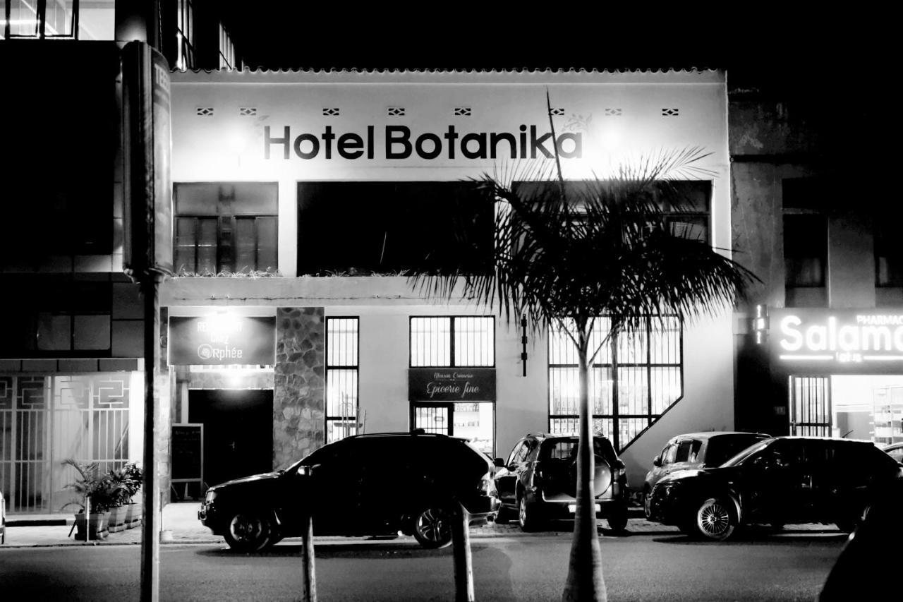 Botanika Hotel Bujumbura Exteriör bild