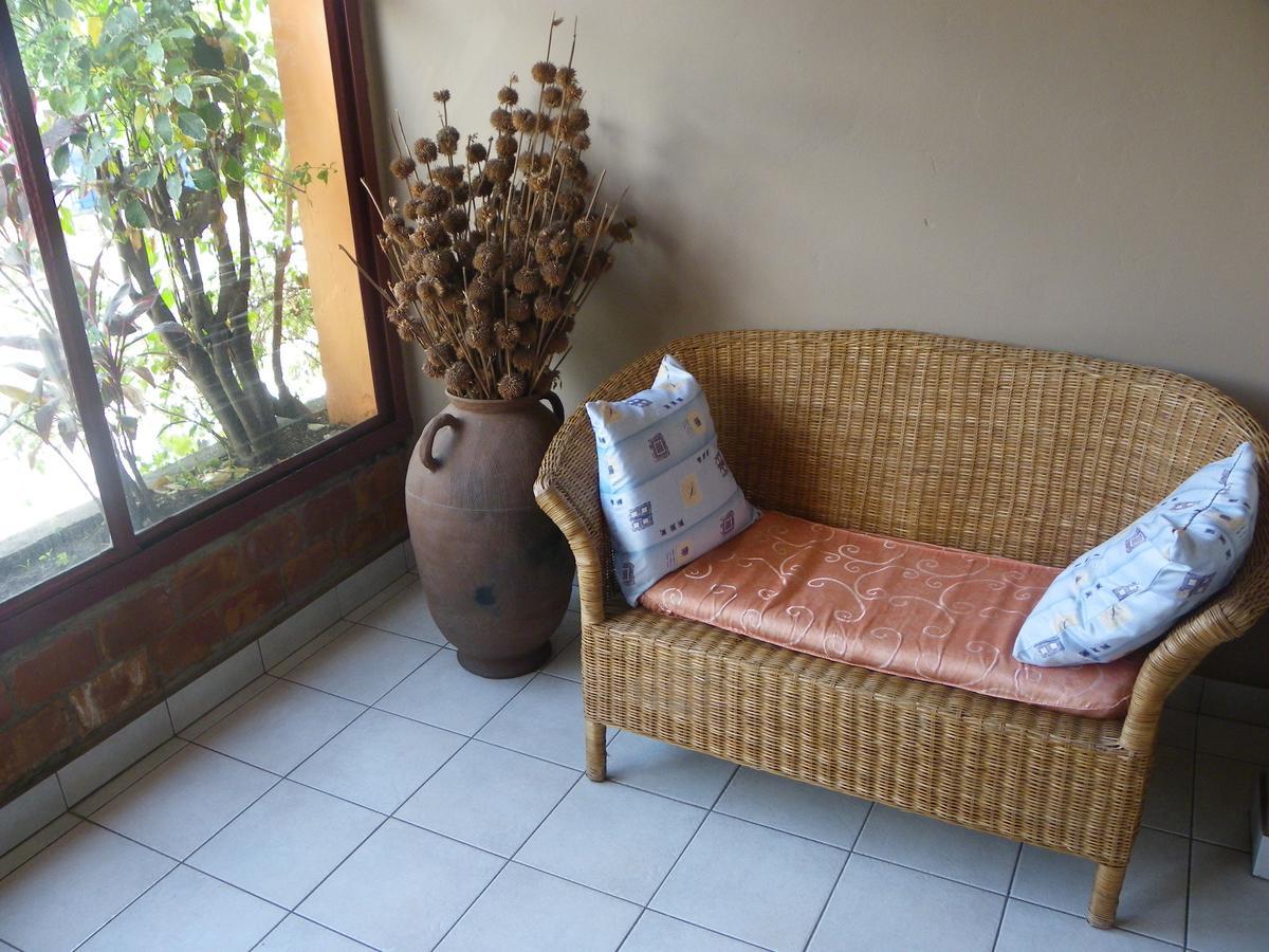 Botanika Hotel Bujumbura Exteriör bild